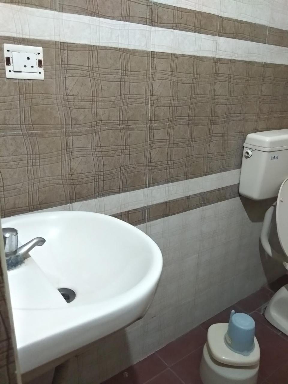 Sai Tirumala Residency Тирупати Экстерьер фото