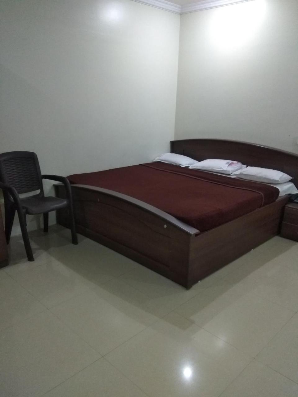 Sai Tirumala Residency Тирупати Экстерьер фото
